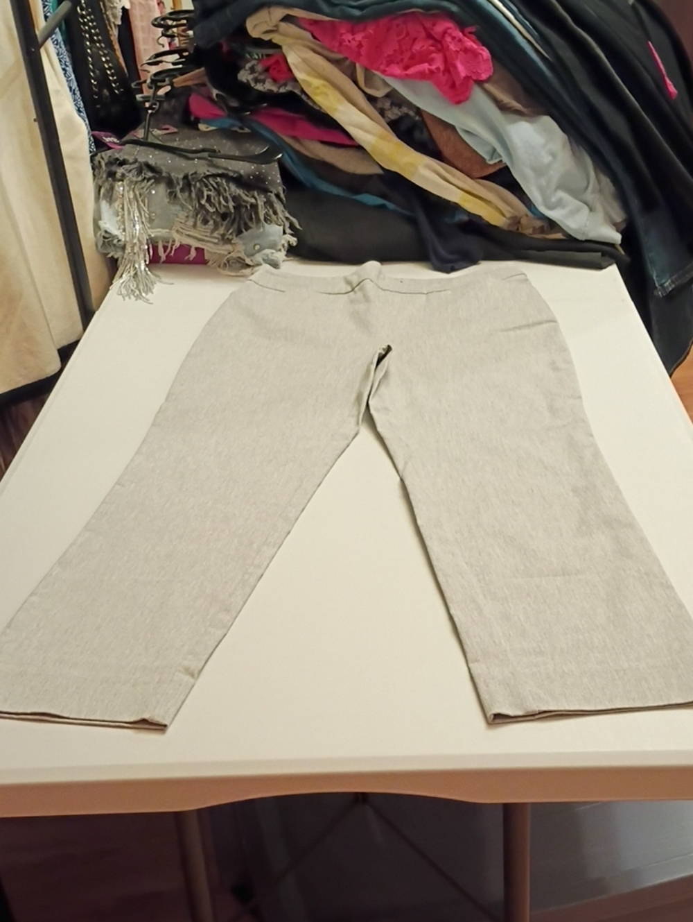 Light Gray Cropped Pull-On Knit Pants